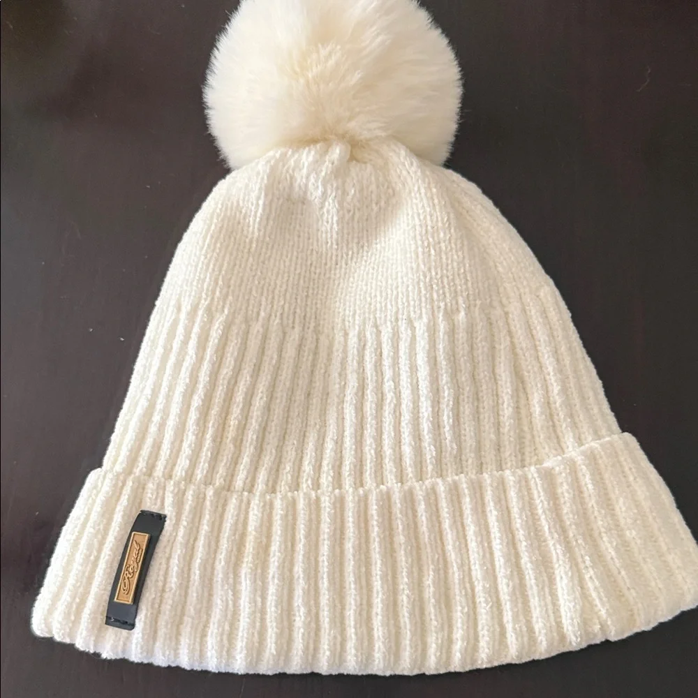 Royal Cozy and Soft Cream Knit Pom-Pom Beanie - Picture 1 of 4